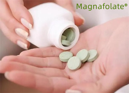 Ко може и не може узимати фолну киселину